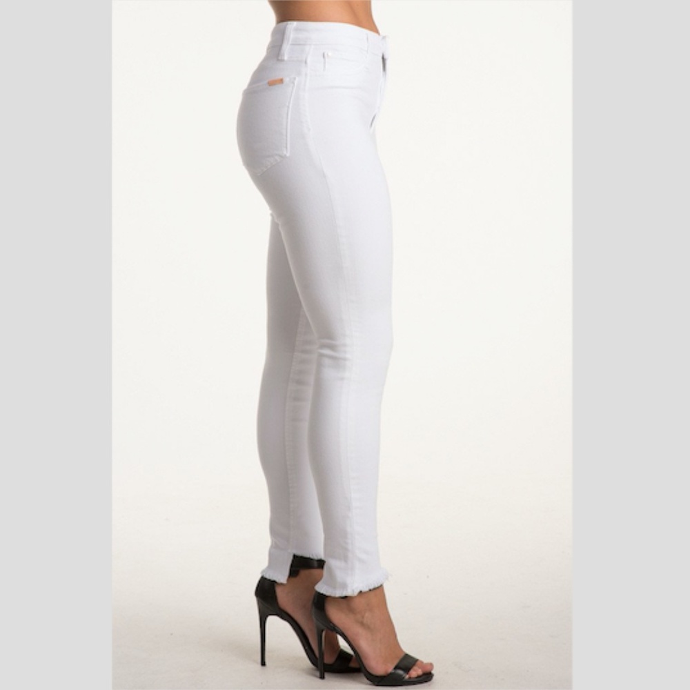 Brand New Joe's Jeans White High Rise Skinny!!!